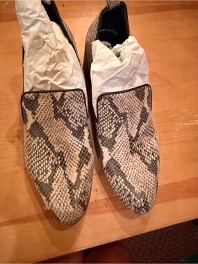 Snake-Print Slip-On Loafers in Beige and Black